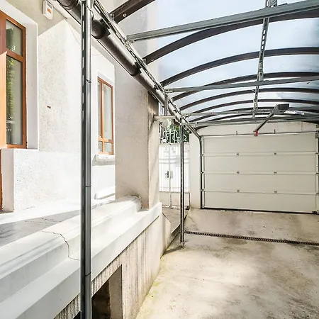 South San Stefano With 3 Bedroom, Garden And Free Garage *